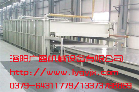 1574903697149827.jpg 冷藏車廂板熱壓機 水印.jpg